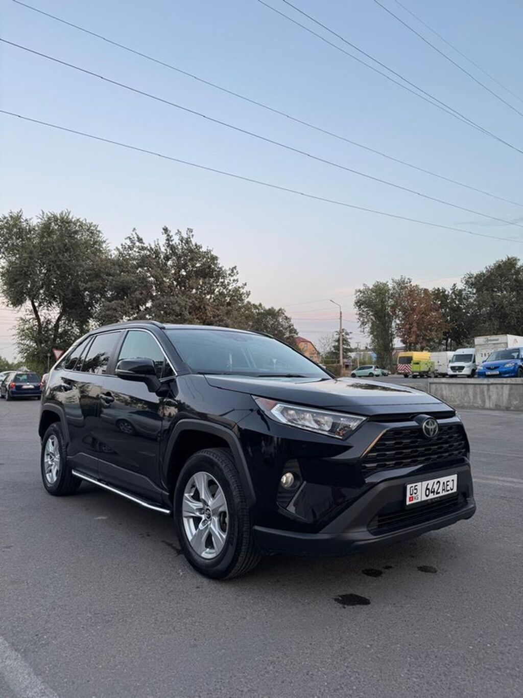 Toyota RAV4: 2020 г., 2.5 л, Автомат, Бензин, Кроссовер: фото 2