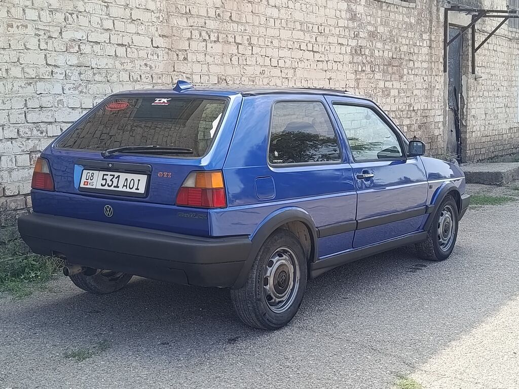 Volkswagen Golf GTI: 1989 г., 1.8 л, Механика, Бензин, Хэтчбэк: фото 2