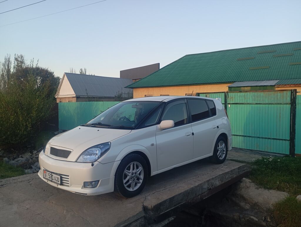 Toyota Opa: 2004 г., 1.8 л, Автомат, Бензин, Хэтчбэк: фото 4