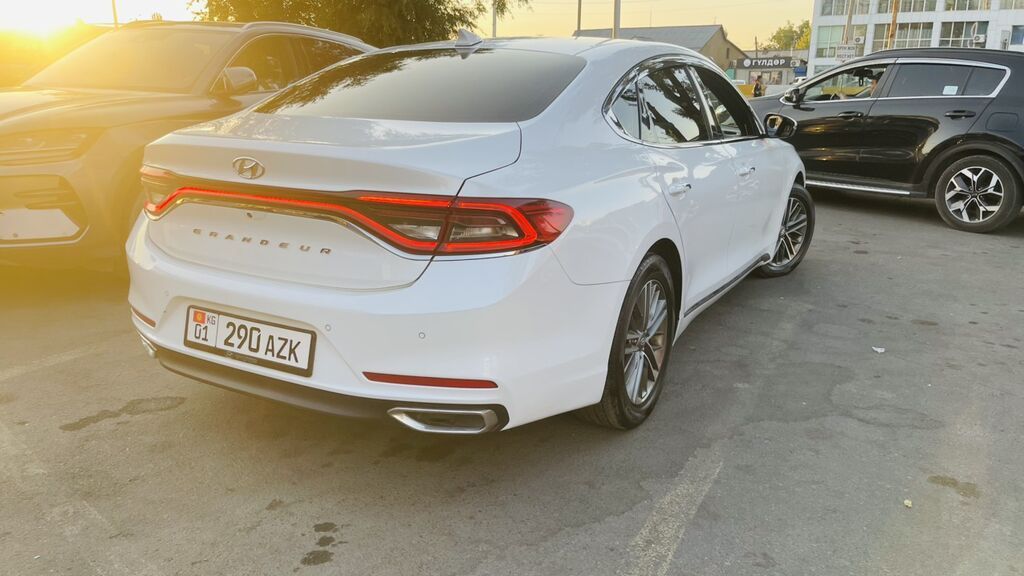 Hyundai Grandeur: 2019 г., 3 л, Автомат, Газ, Седан: фото 3