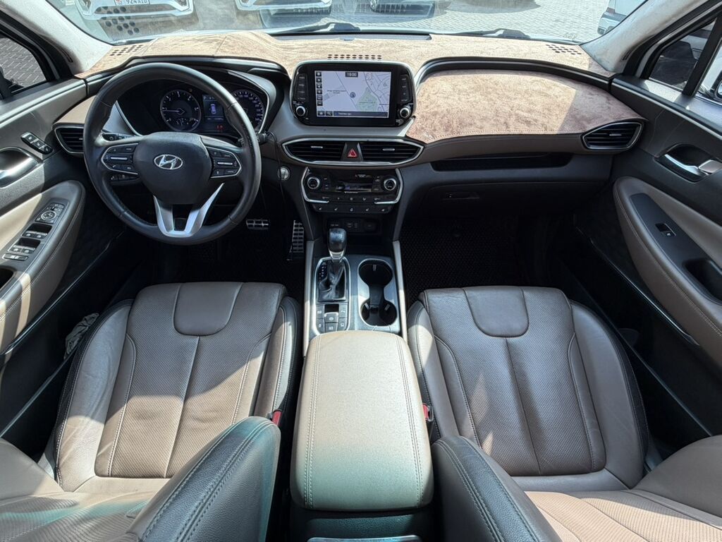Hyundai Santa Fe: 2018 г., 2.2 л, Автомат, Дизель, Кроссовер: фото 6