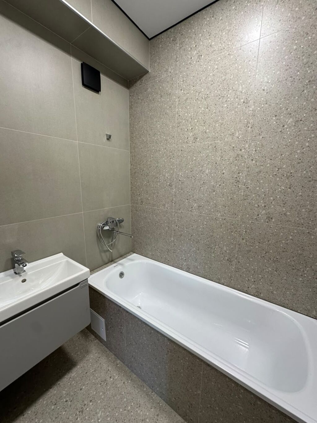 2 комнаты, 62 м², Восток-5 мкр Элитка, 2 этаж, Свежий ремонт: фото 6