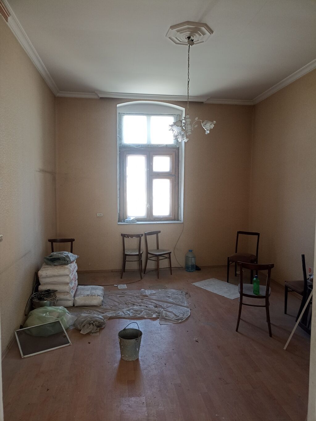 Bakı, M.Ə. Rəsulzadə qəs., 2 otaqlı, Köhnə tikili, 65 kv. m