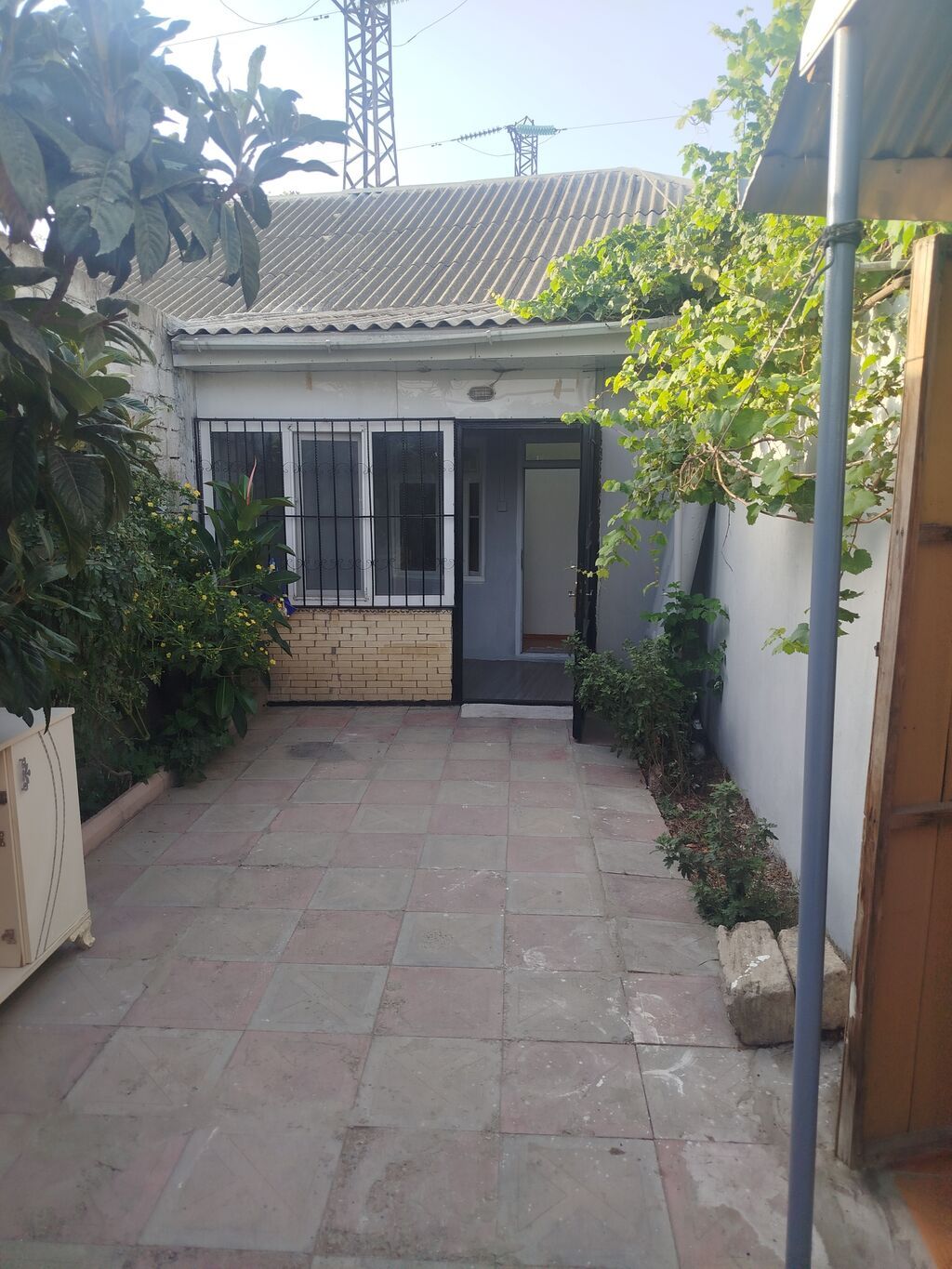 3 otaqlı, 74 kv. m, Kredit yoxdur, Orta təmir