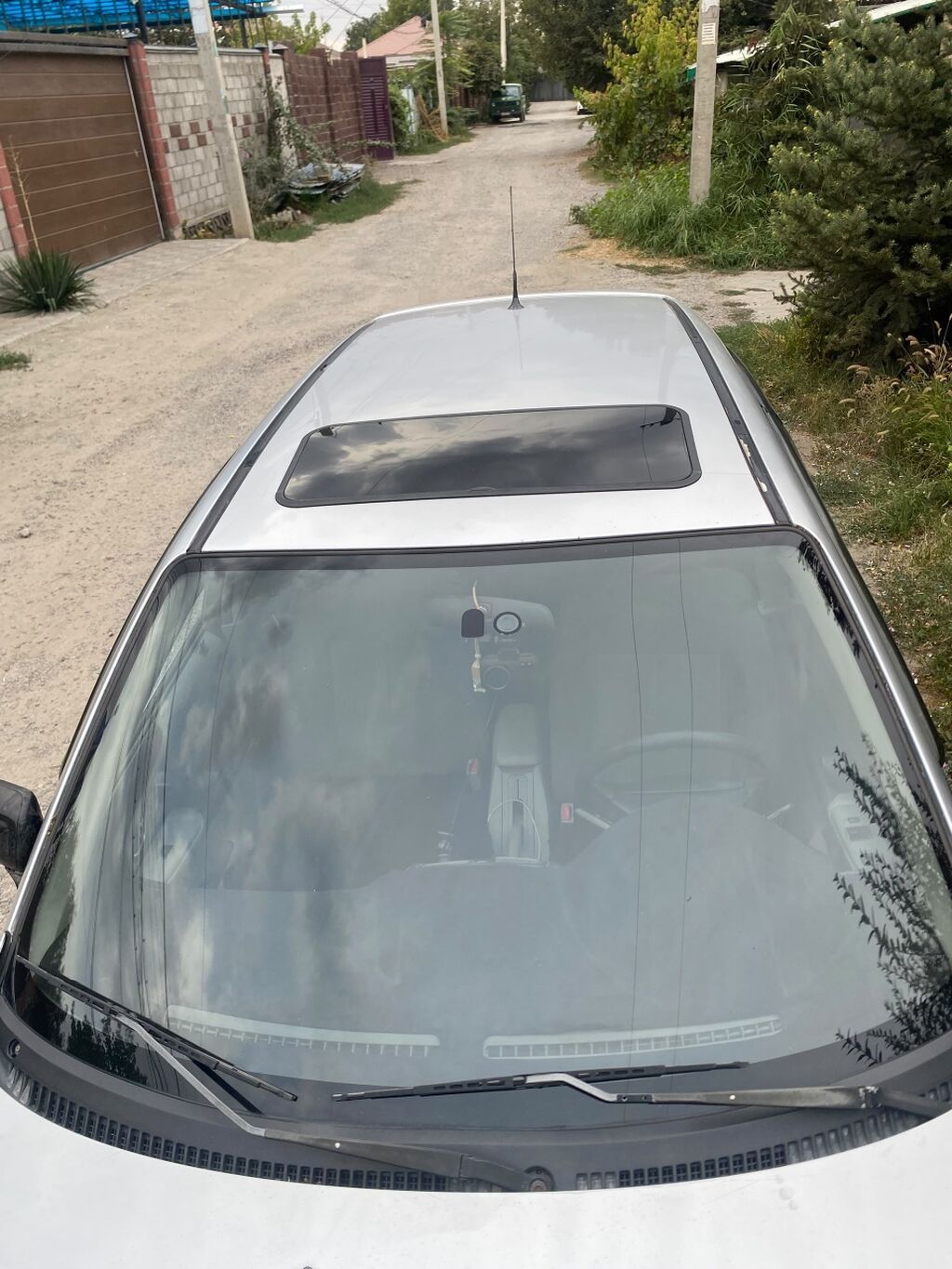 Mazda 323: 2003 г., Механика, Дизель, Хэтчбэк: фото 8