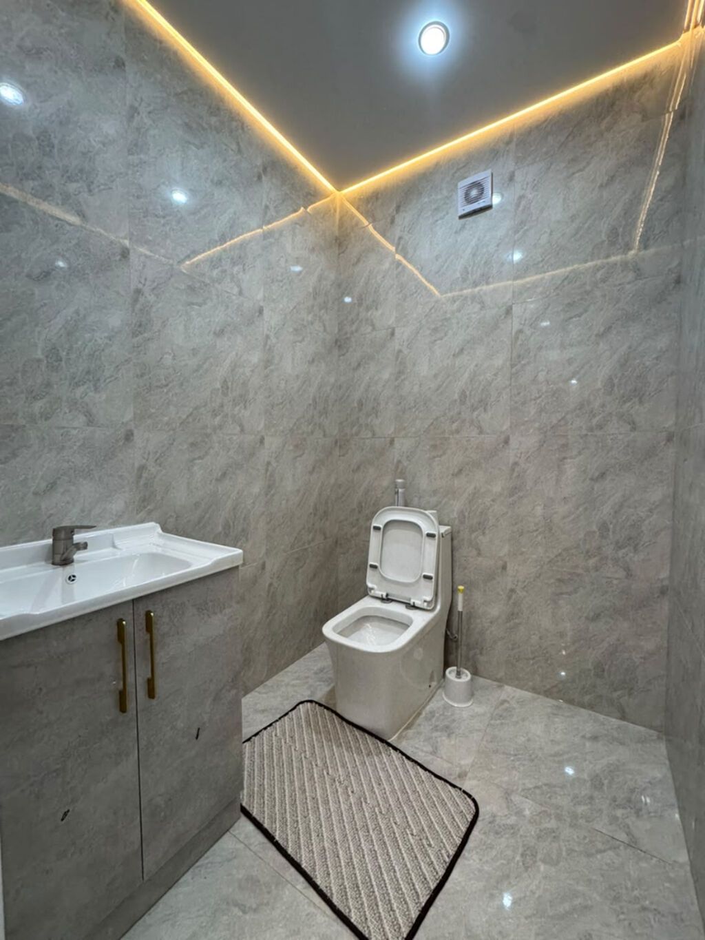 3 комнаты, 92 м², Технопарк 7 этаж, Дизайнерский ремонт: фото 3