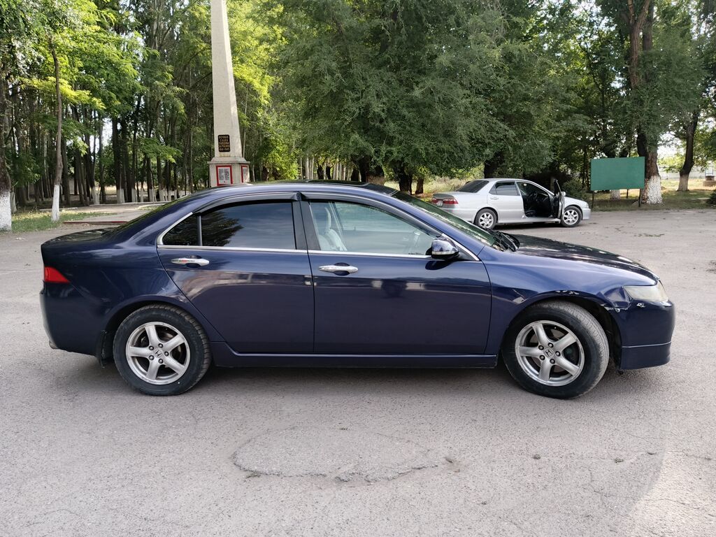 Honda Accord: 2003 г., 2.4 л, Автомат, Бензин, Седан: фото 2