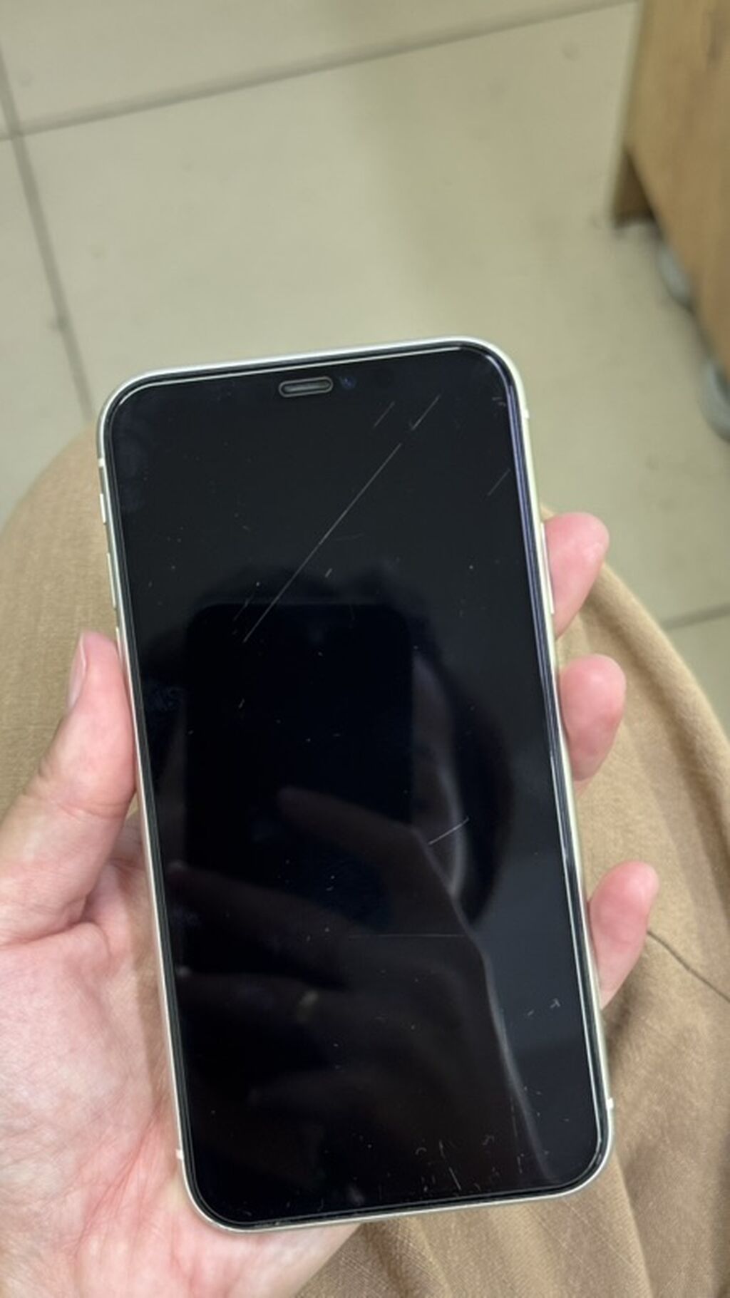IPhone 11, Б/у, 64 ГБ, Белый, Защитное стекло, Чехол, В рассрочку, 100 %: фото 5