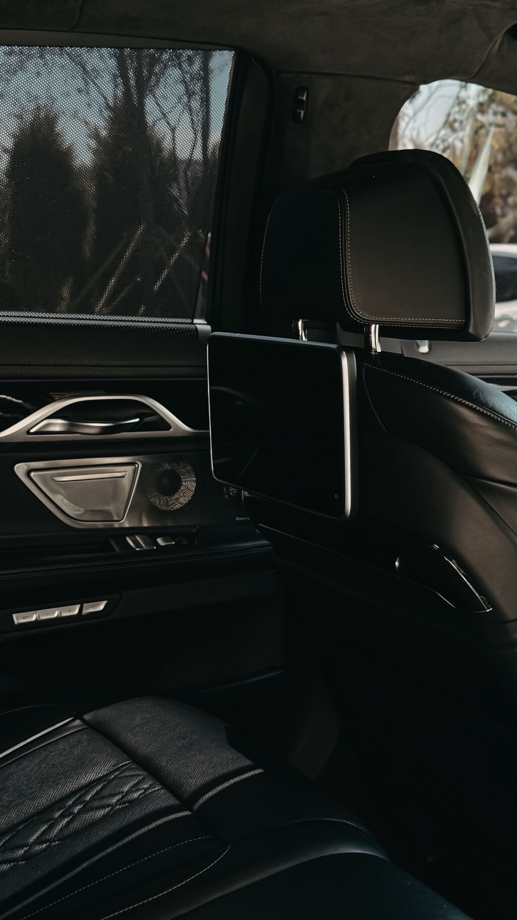 Сдаю BMW 7 series, На неделю, Без водителя, | Залог, Водительские права, От 18 лет: фото 5