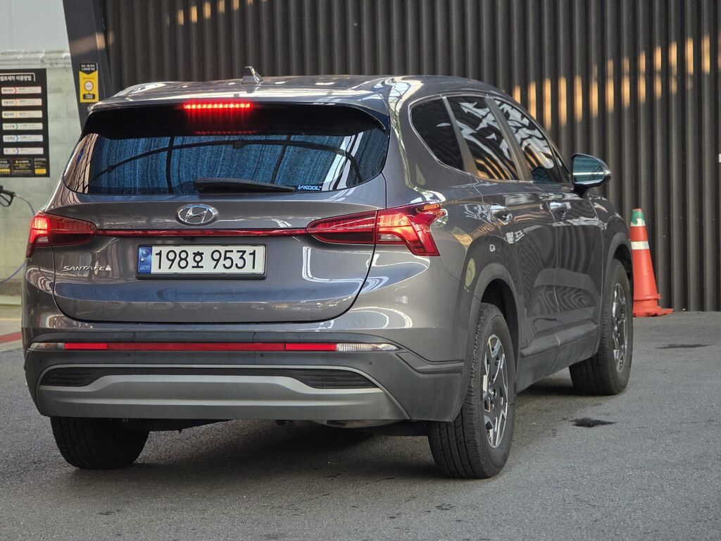 Hyundai Santa Fe: 2023 г., 1.6 л, Автомат, Гибрид, Кроссовер: фото 6