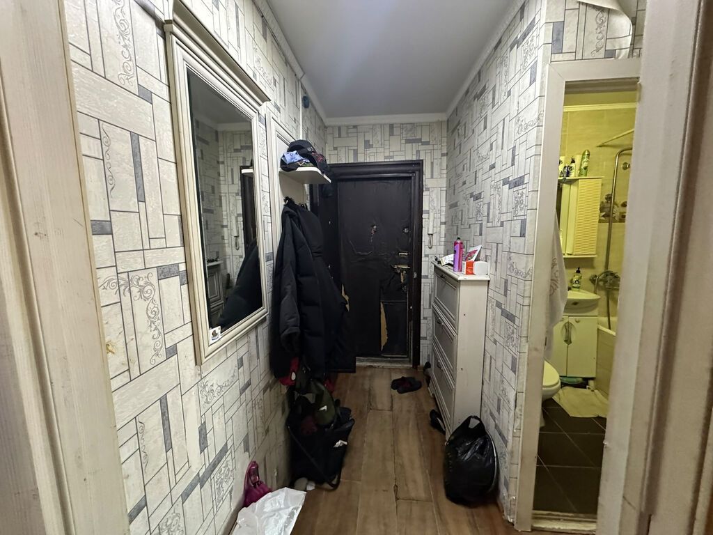 3 комнаты, 55 м², 10 мкр 104 серия, 4 этаж, Косметический ремонт: фото 4