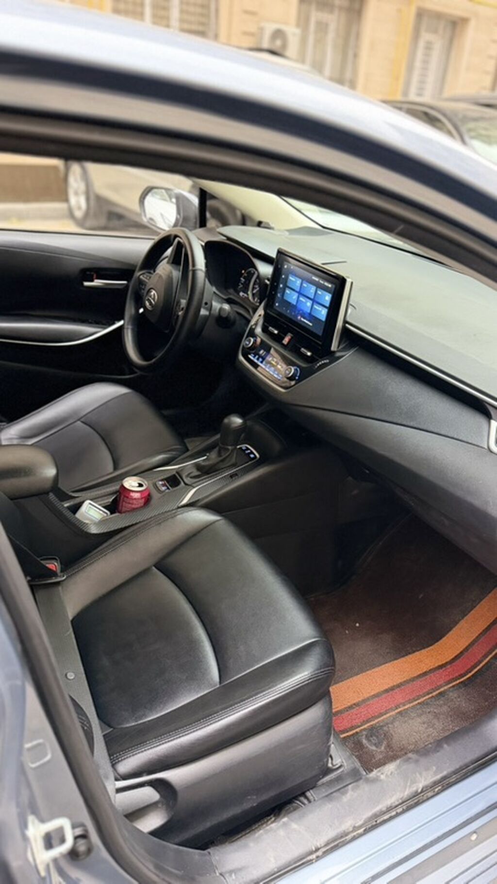 Toyota Corolla: 2021 г., 1.8 л, Вариатор, Гибрид, Седан: фото 6