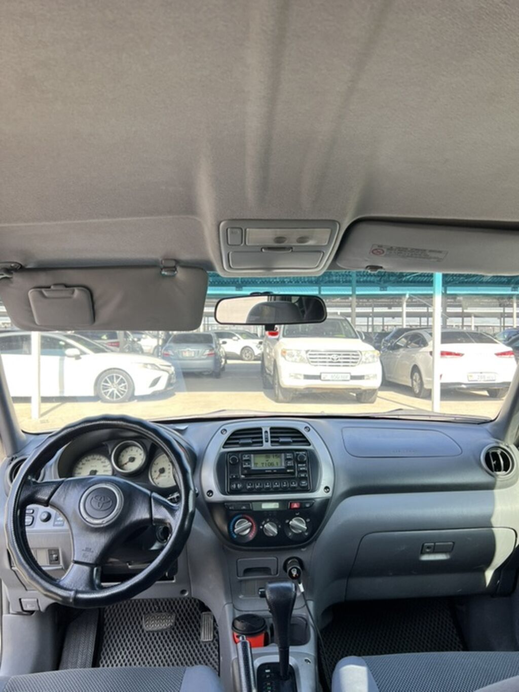 Toyota RAV4: 2001 г., 2 л, Автомат, Бензин, Кроссовер: фото 7