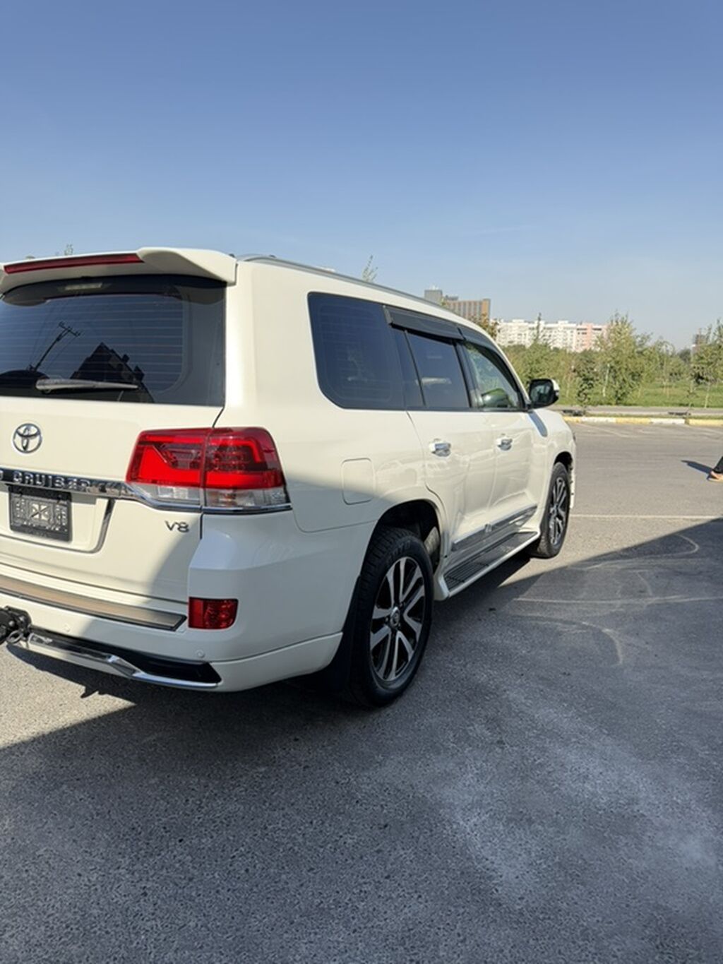 Toyota Land Cruiser: 2018 г., 4.6 л, Автомат, Бензин, Внедорожник: фото 4