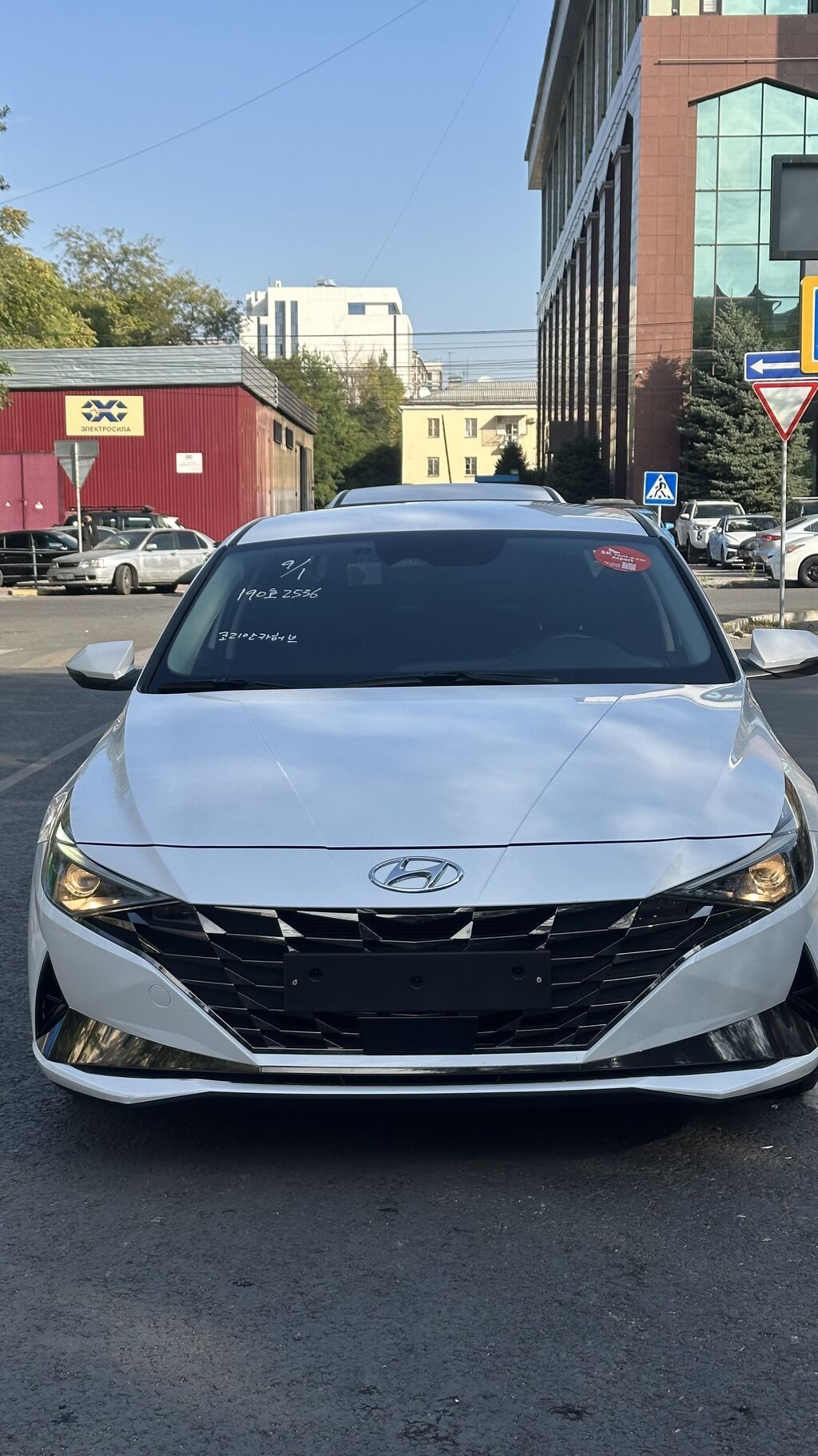 Hyundai Avante: 2021 г., 1.6 л, Автомат, Бензин: фото 2