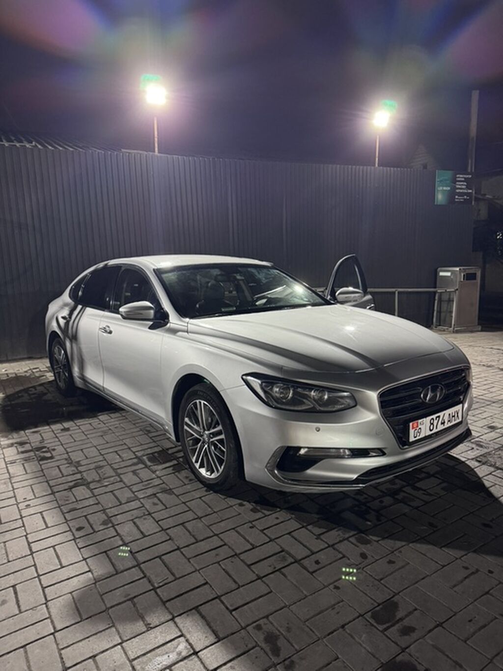 Hyundai Grandeur: 2018 г., 3 л, Автомат, Газ, Седан: фото 3