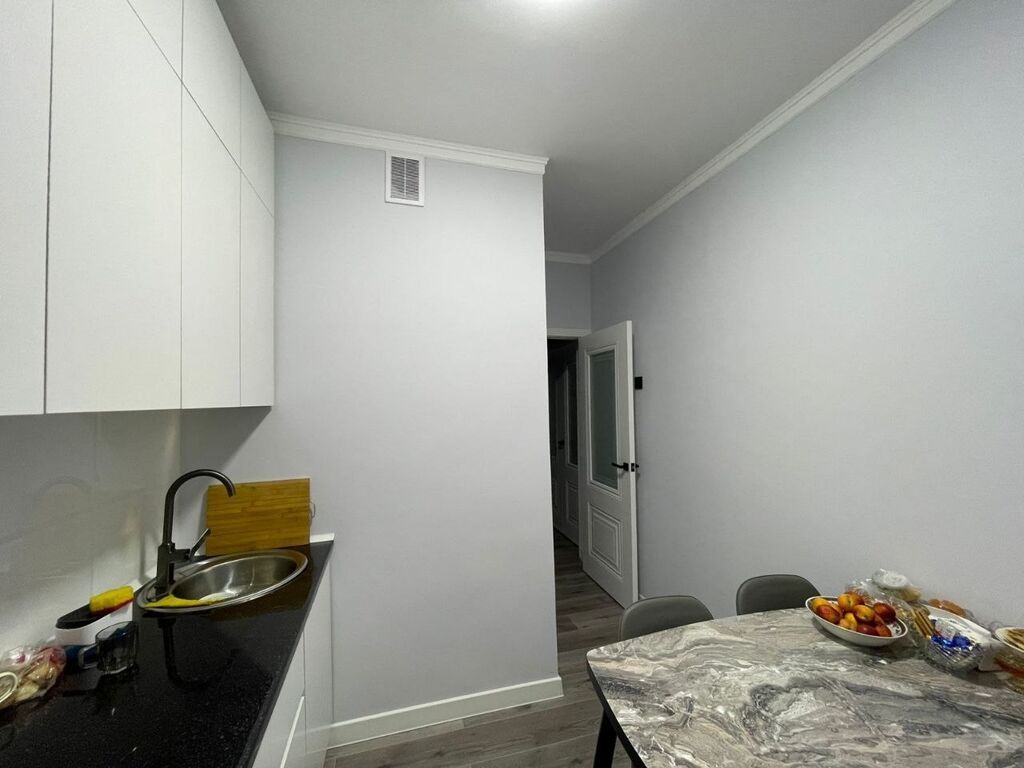 3 комнаты, 70 м², Кудайберген авторынок 105 серия, 3 этаж: фото 5