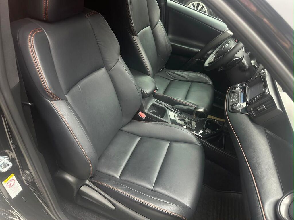 Toyota RAV4: 2018 г., 2.5 л, Автомат, Бензин, Кроссовер: фото 4
