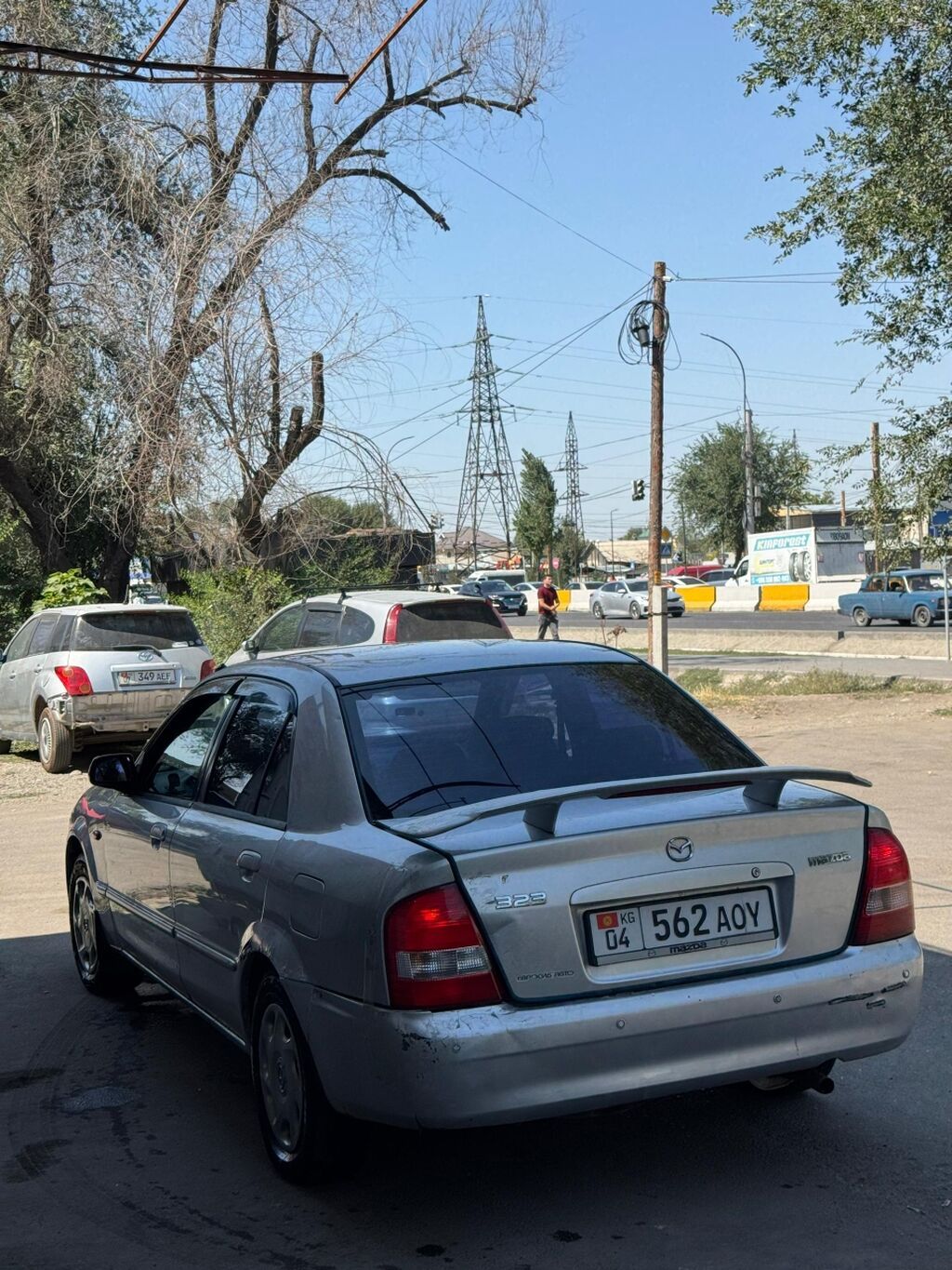 Mazda 323: 2002 г., 1.6 л, Автомат, Бензин, Седан: фото 4