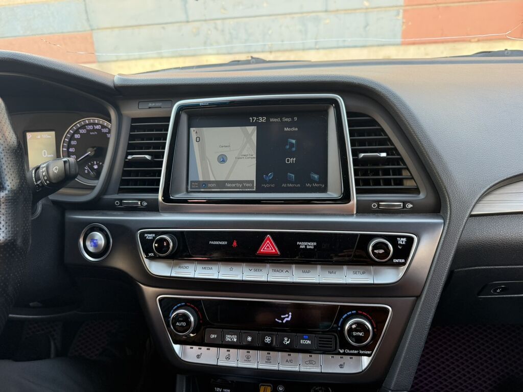 Hyundai Sonata: 2018 г., 2 л, Автомат, Гибрид, Седан: фото 7