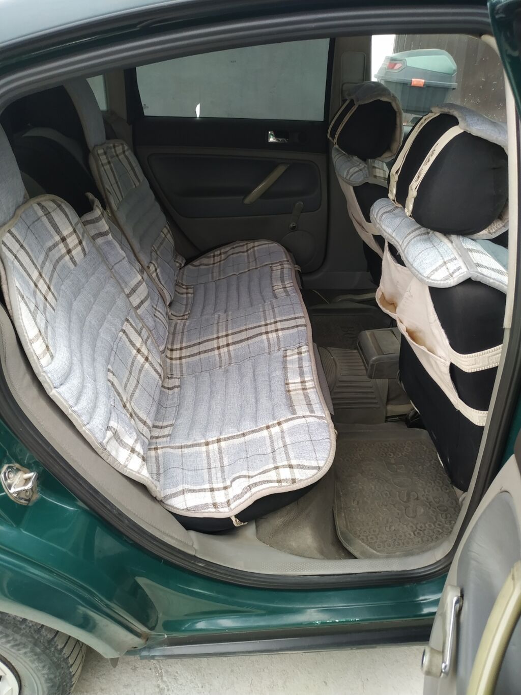 Volkswagen Passat: 1998 г., 0.2 л, Механика, Бензин, Седан: фото 5