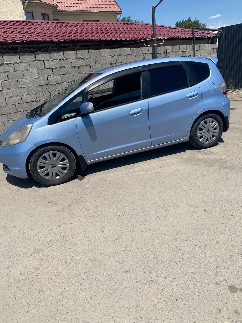 Honda Jazz: 2009 г., 1.4 л, Автомат, Бензин, Хэтчбэк — фото 2