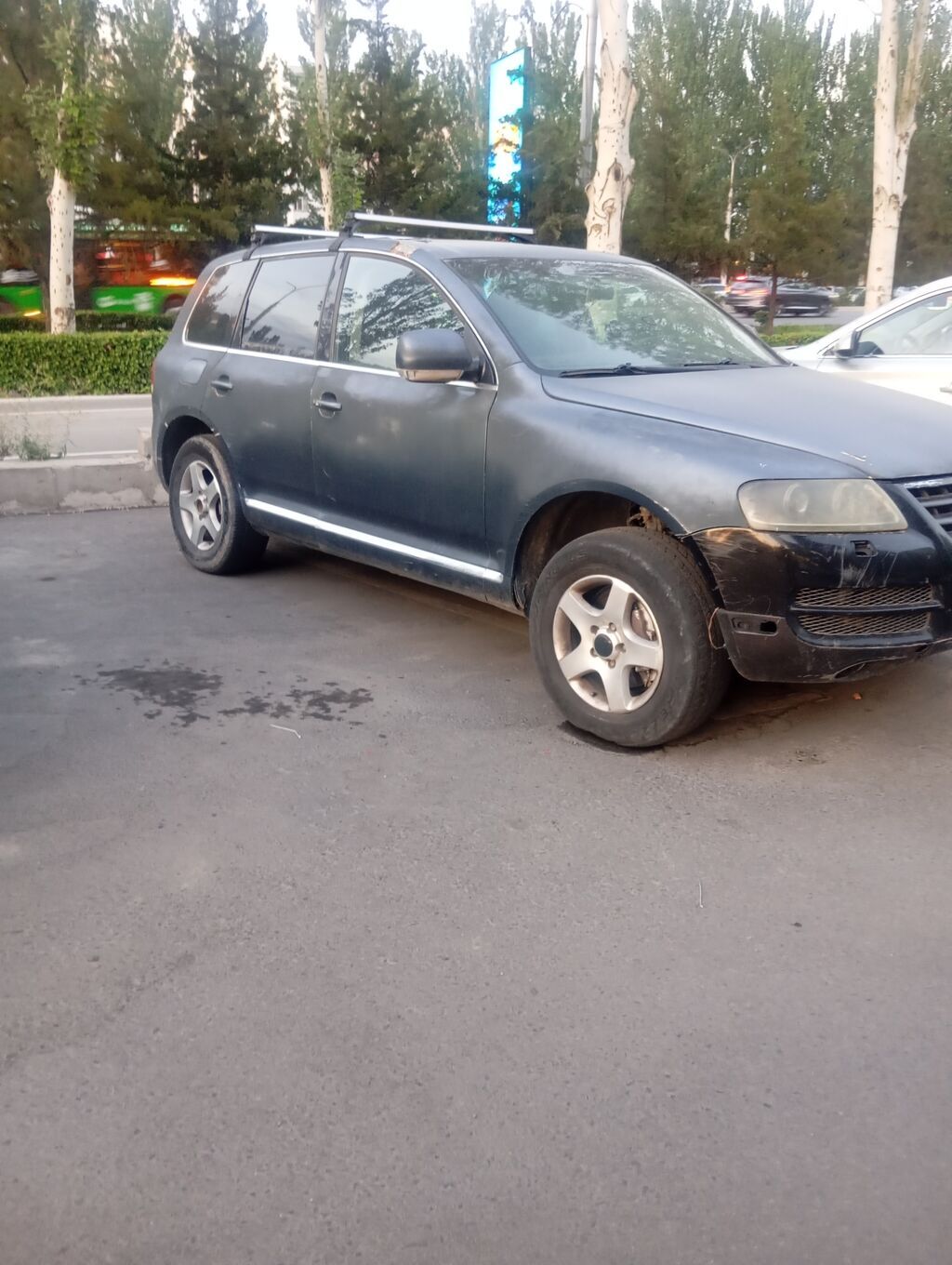 Volkswagen Touareg: 2003 г., 3.2 л, Автомат, Газ, Внедорожник: фото 5