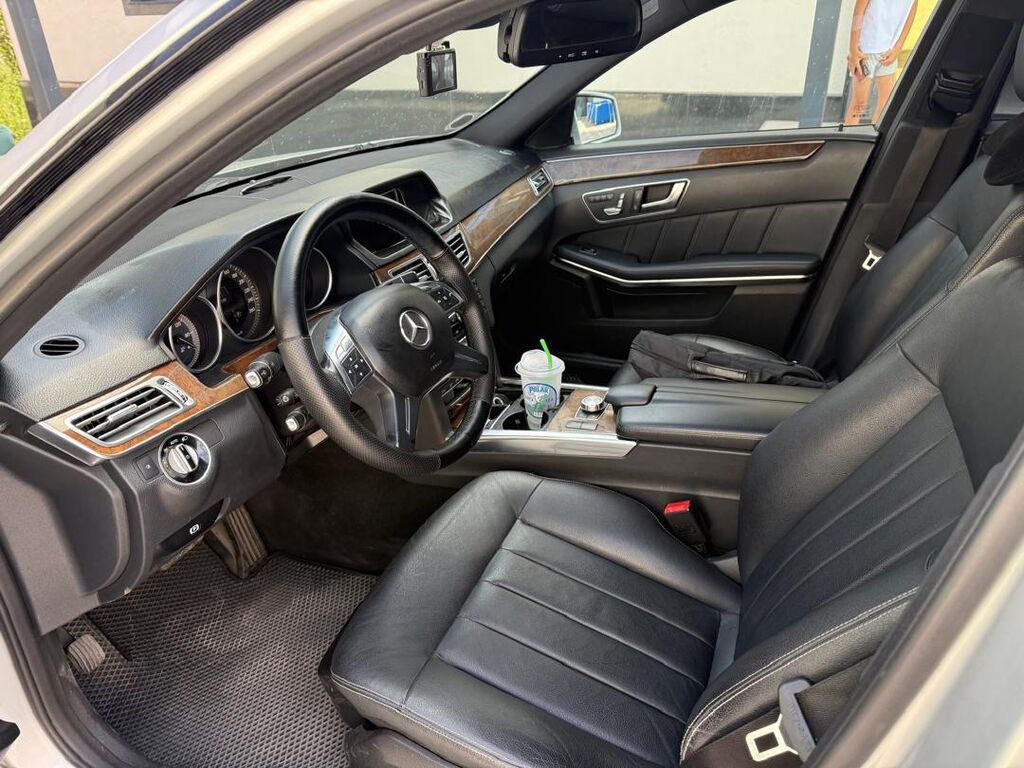 Mercedes-Benz E-Class: 2013 г., 3.5 л, Автомат, Бензин, Седан: фото 7