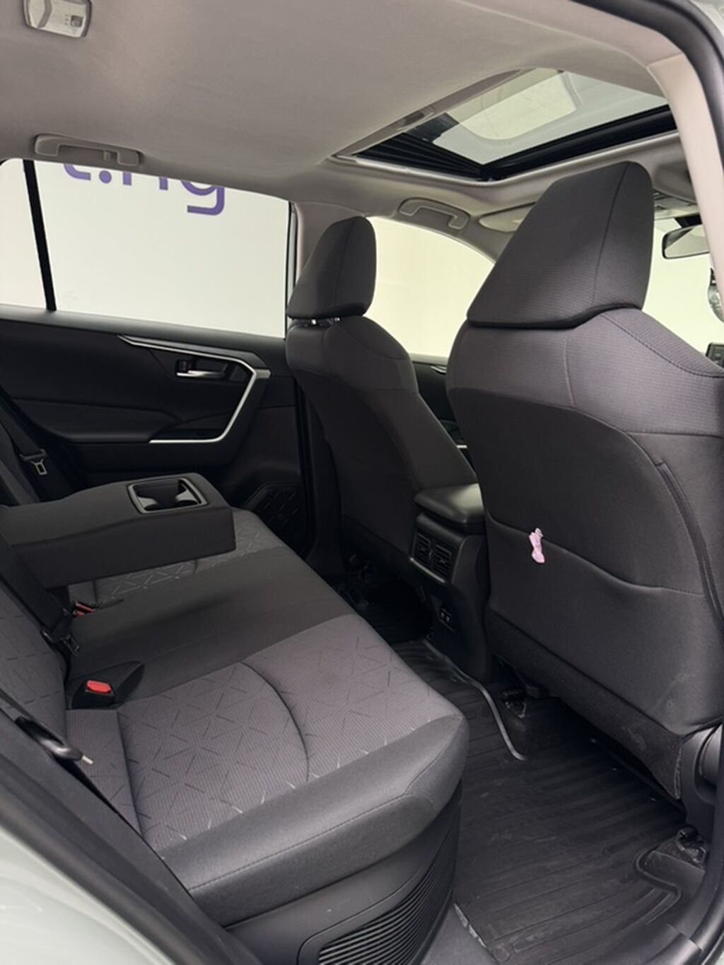 Toyota RAV4 Hybrid 2020, 2.5 л, АКПП, серый: фото 8