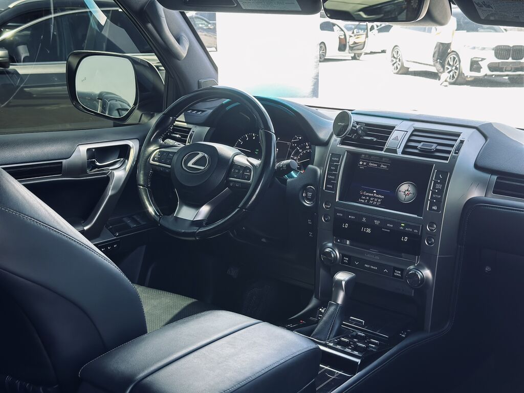 Lexus GX: 2020 г., 4.6 л, Автомат, Бензин, Внедорожник: фото 8