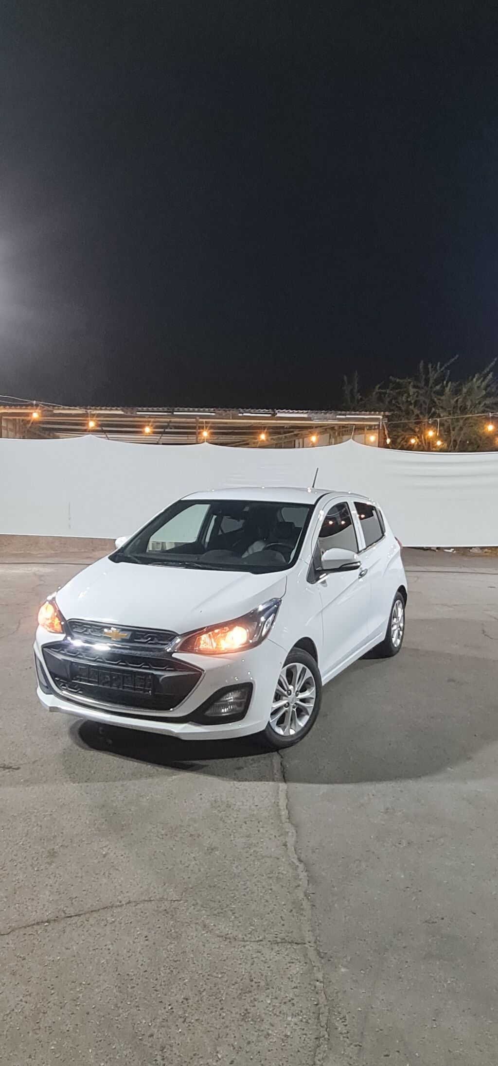 Chevrolet Spark: 2021 г., 1 л, Автомат, Бензин, Хэтчбэк: фото 2