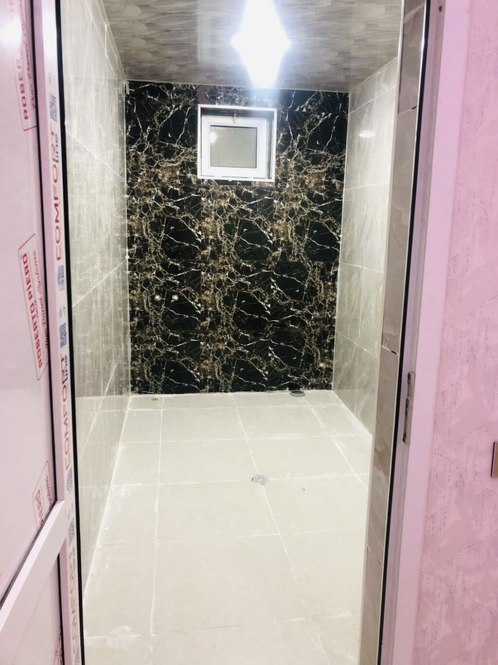 3 otaqlı, 105 kv. m, Kredit var, Yeni təmirli