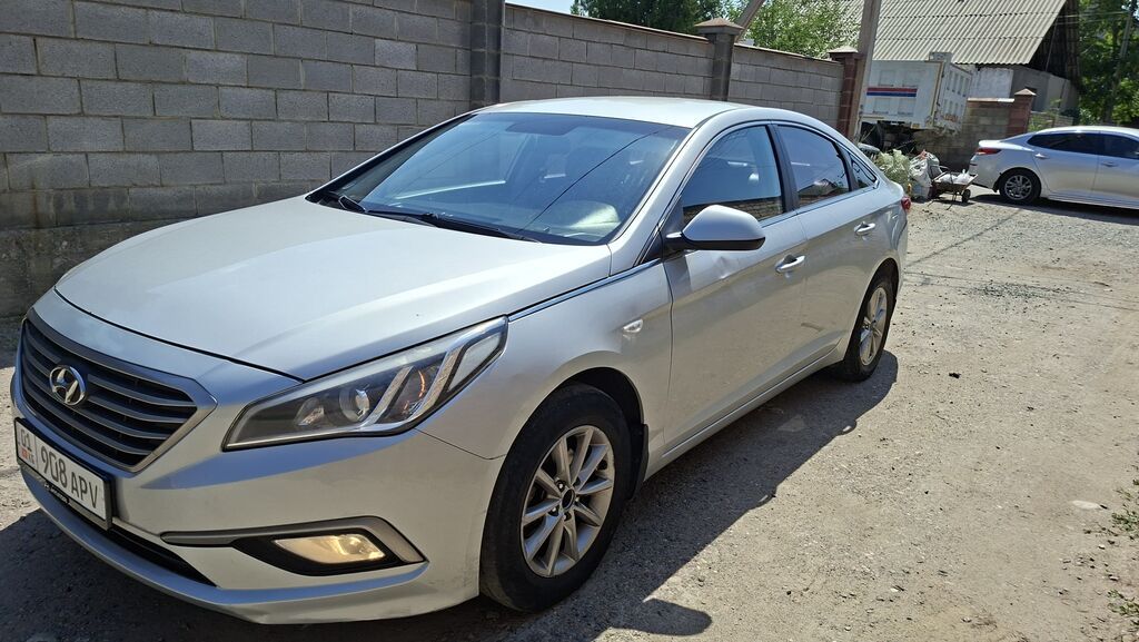 Hyundai Sonata: 2016 г., 2 л, Автомат, Газ, Седан: фото 4