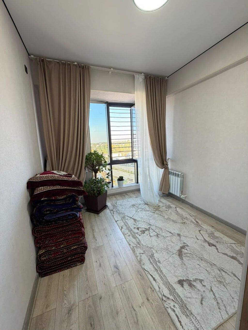 2 комнаты, 56 м², 12 мкр Элитка, 11 этаж, Свежий ремонт: фото 4