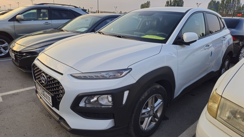 Hyundai Kona: 2018 г., 1.6 л, Автомат, Бензин, Кроссовер: фото 2