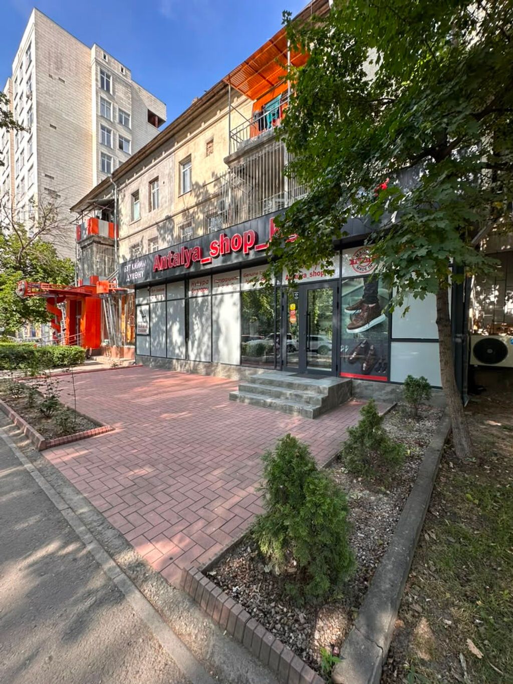 Продажа магазинов В жилом доме, 80 м², Свежий ремонт, Отдельный вход, 1 этаж: фото 5