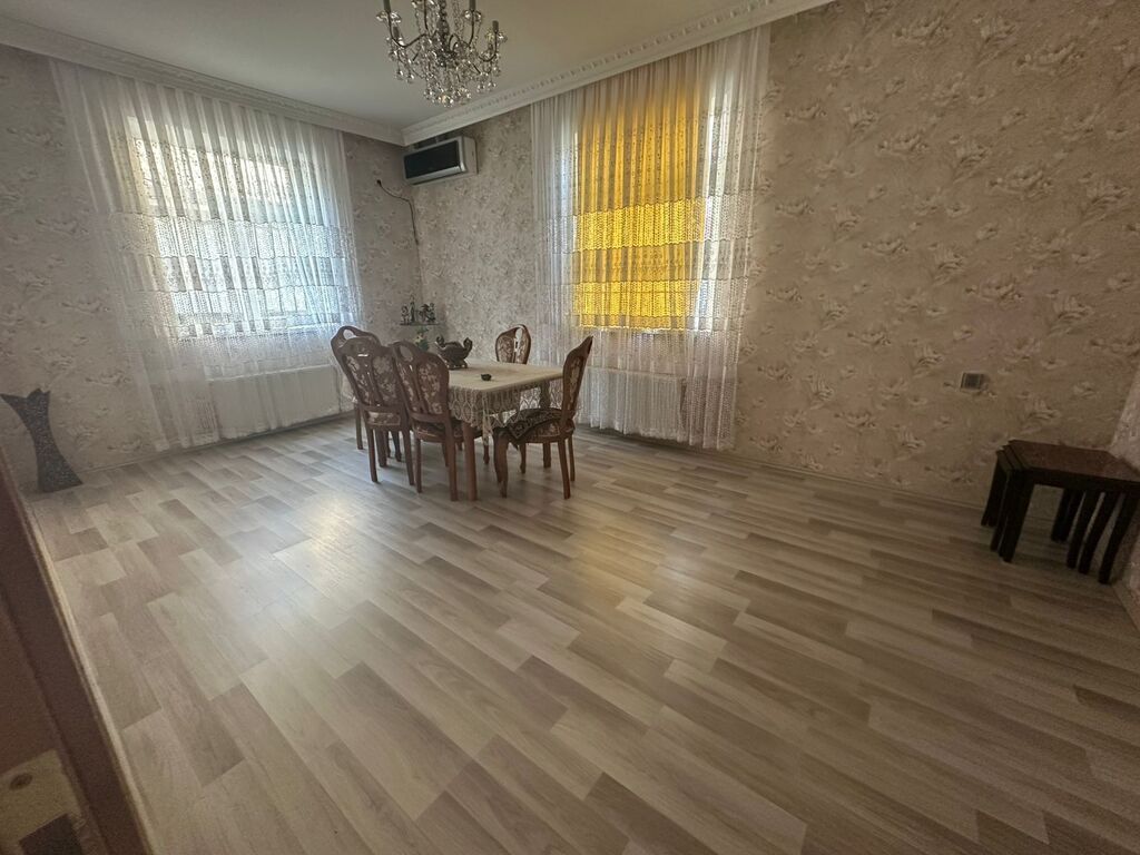4 otaqlı, 120 kv. m, Kredit yoxdur, Orta təmir