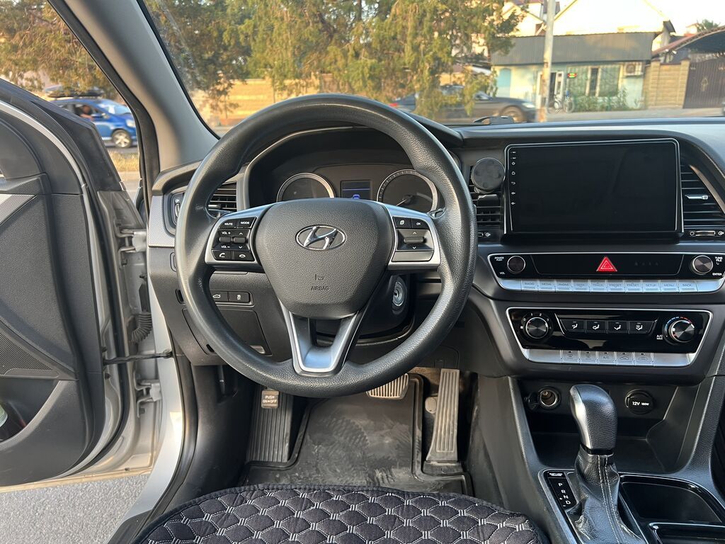 Hyundai Sonata: 2020 г., 2 л, Автомат, Газ, Седан: фото 6