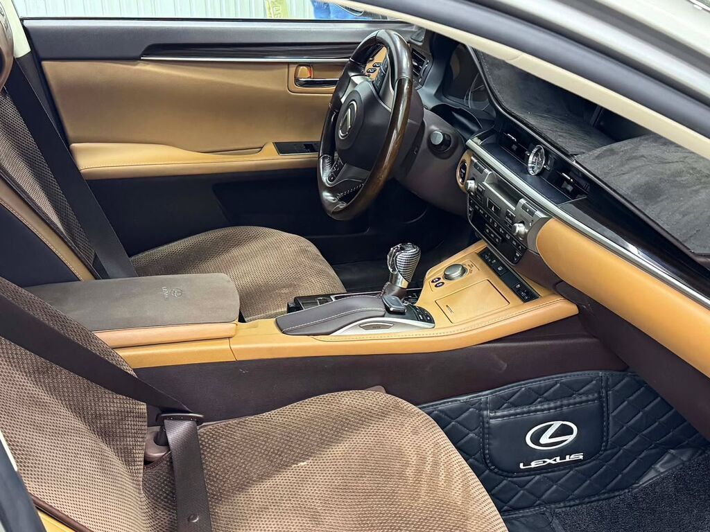 Lexus ES: 2017 г., 2.5 л, Гибрид: фото 8