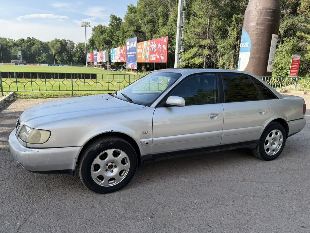 Audi 100: 1995 г., 2.5 л, Механика, Бензин, Седан: фото 2
