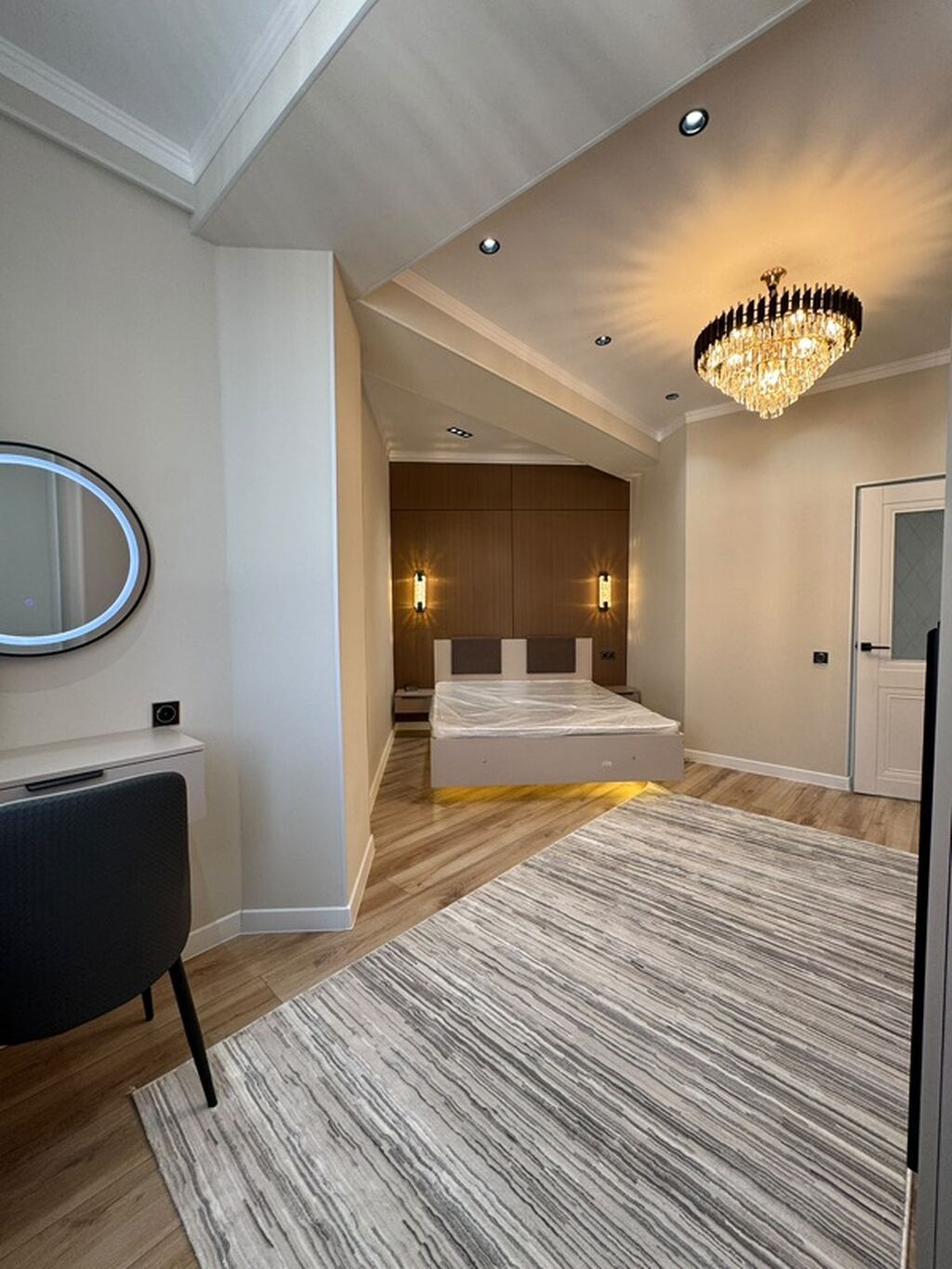 2 комнаты, 42 м², Тунгуч мкр Элитка, 13 этаж, Дизайнерский ремонт: фото 1