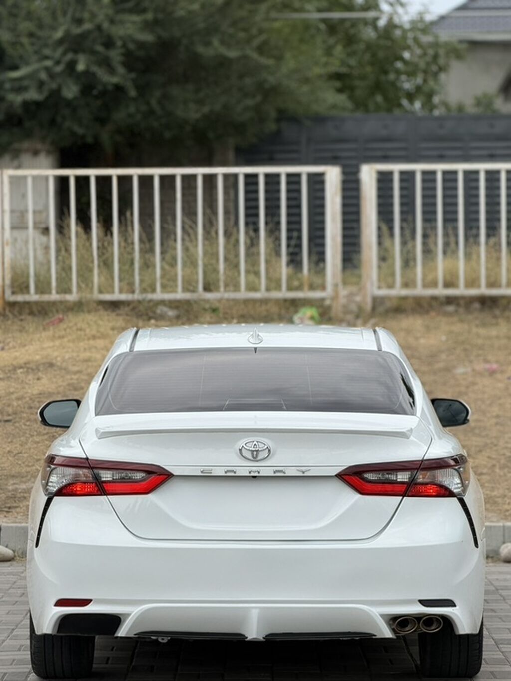 Toyota Camry: 2021 г., 2.5 л, Автомат, Бензин, Седан: фото 4