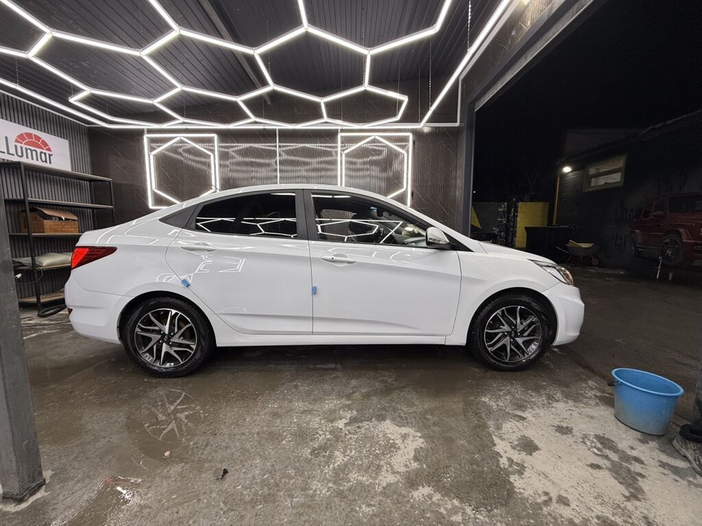 Hyundai Accent: 2019 г., 1.4 л, Автомат, Бензин, Седан: фото 4
