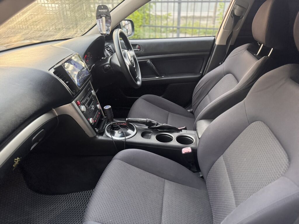 Subaru Legacy: 2003 г., 2 л, Автомат, Газ, Универсал: фото 6