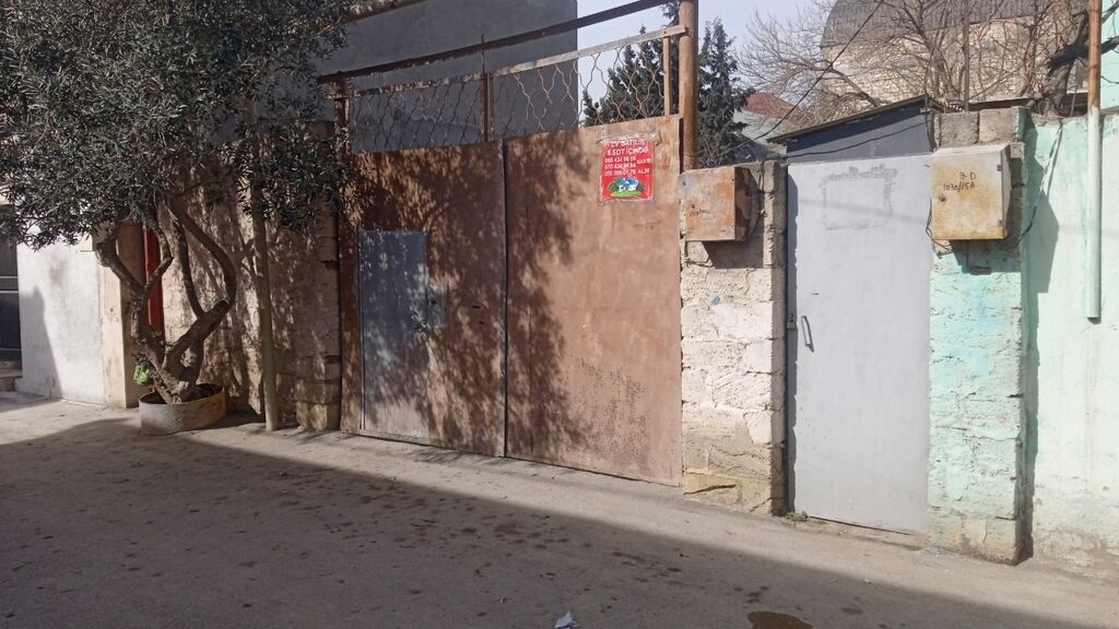 Ağ şəhər 12 otaq, 800 kv. m, Kredit yoxdur, Orta təmir