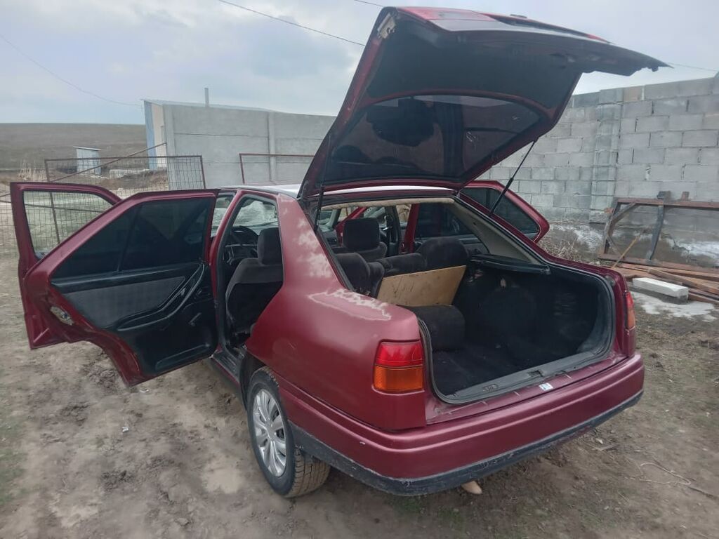 Seat Toledo: 1994 г., Механика, Бензин, Седан: фото 6