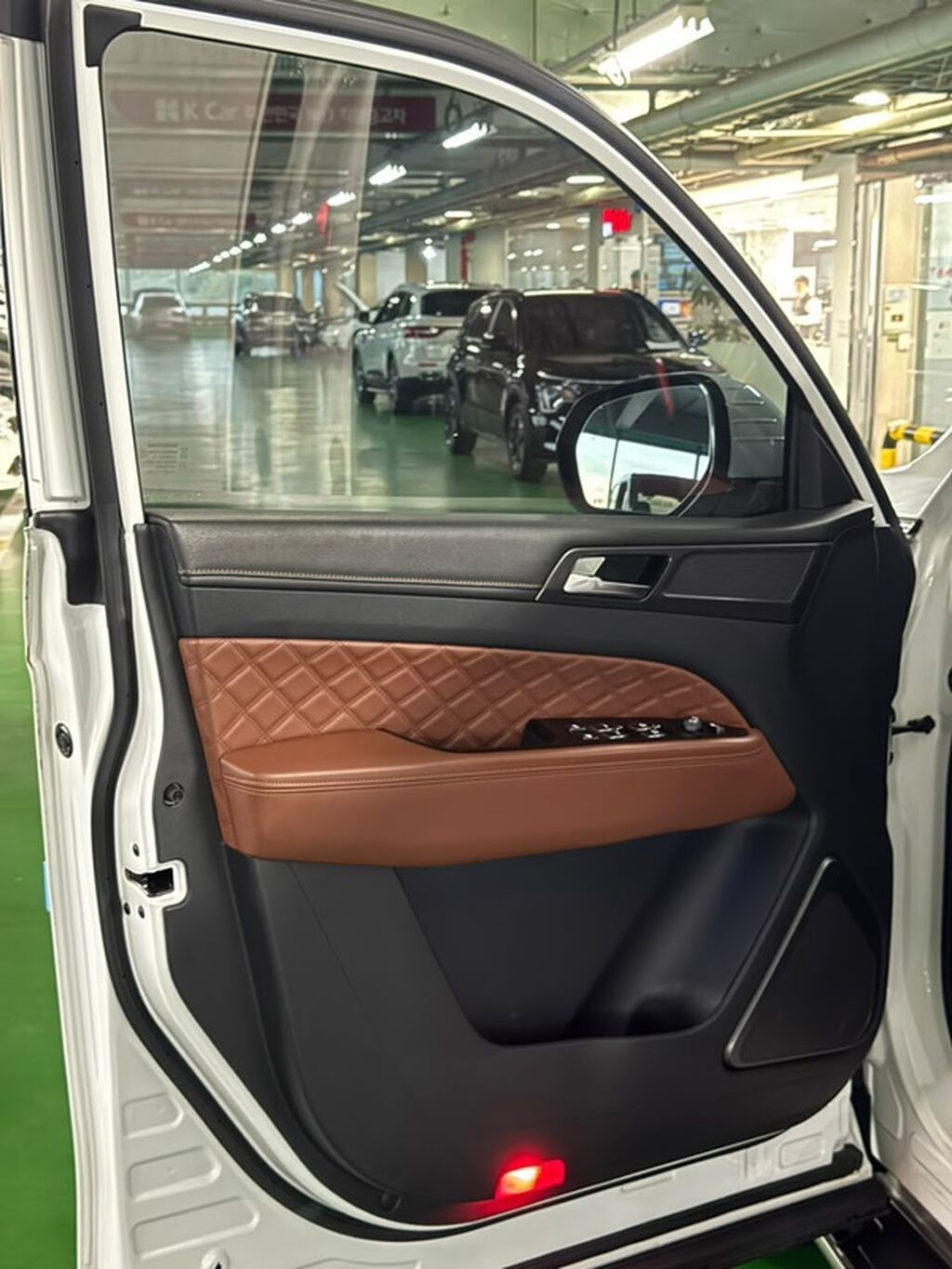 Ssangyong Rexton: 2020 г., Внедорожник: фото 8