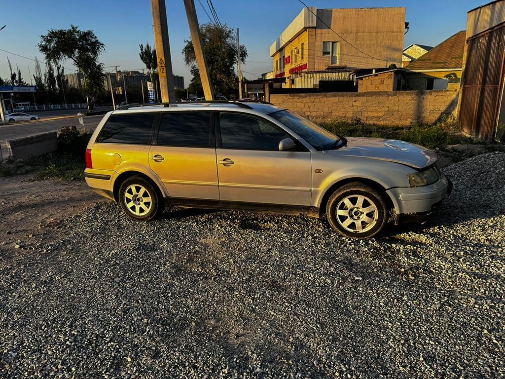 Volkswagen Passat: 1997 г., Автомат, Универсал — фото 1
