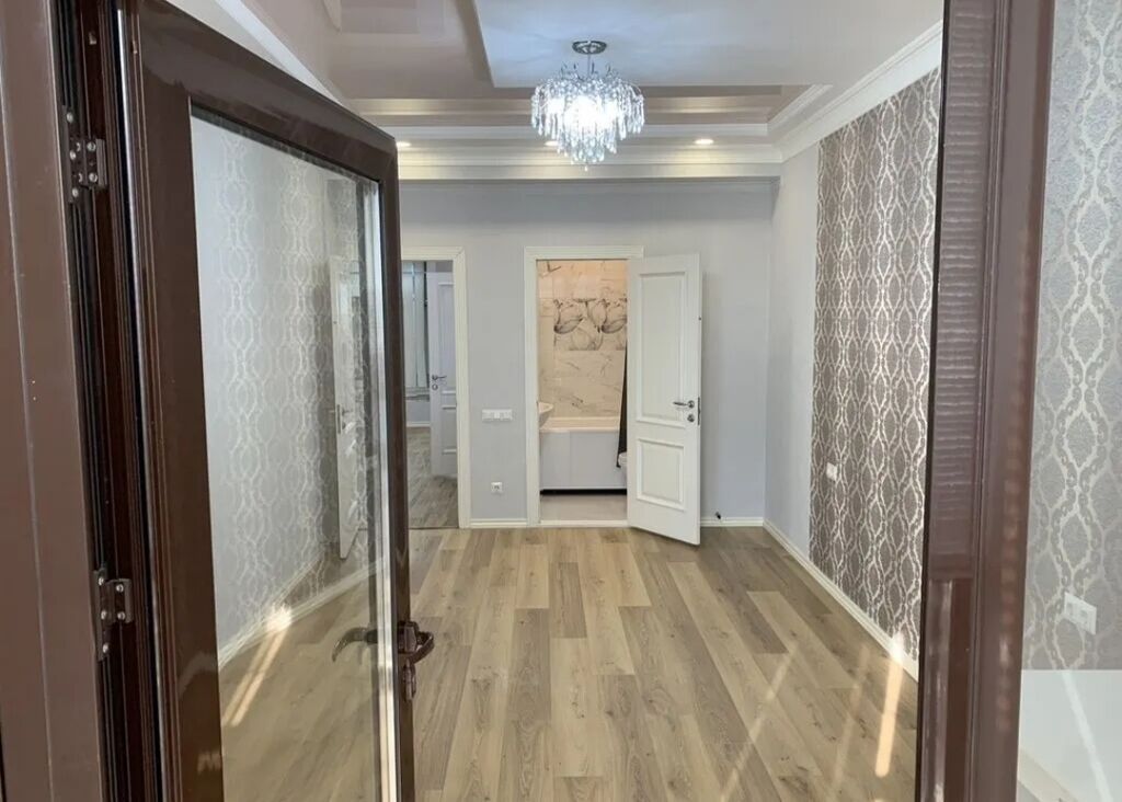 3 комнаты, 116 м², Дордой Плаза ТРЦ Элитка, 5 этаж, Дизайнерский ремонт: фото 2