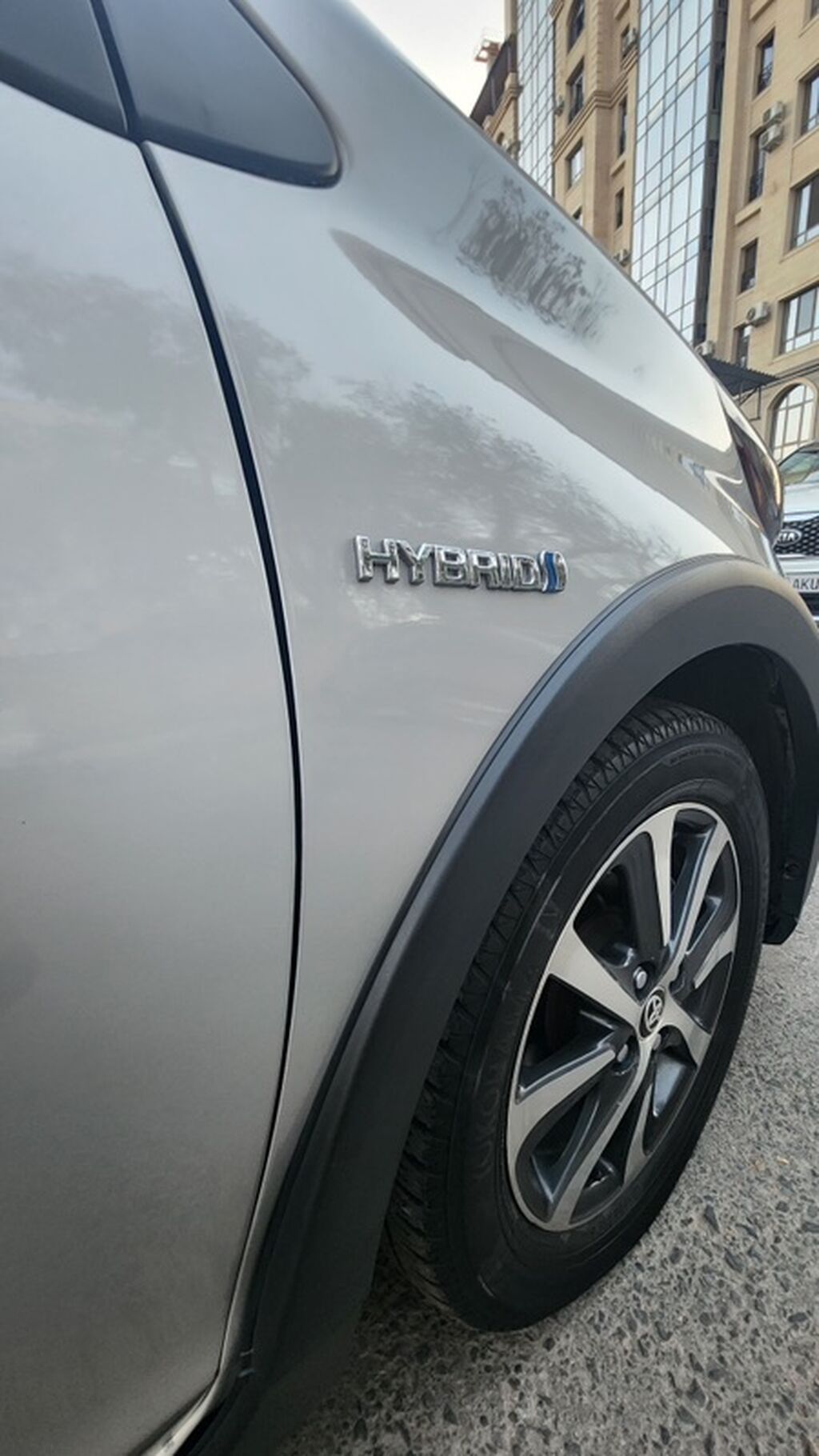 Toyota Prius C: 2019 г., 1.6 л, Вариатор, Гибрид, Хэтчбэк: фото 3